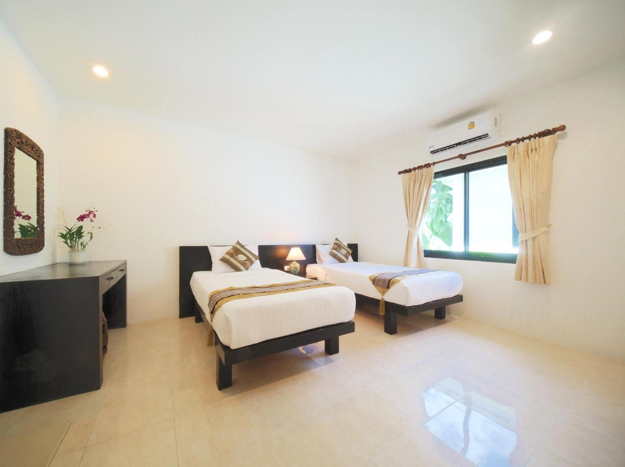 Isara Nai Yang Resort Exterior photo