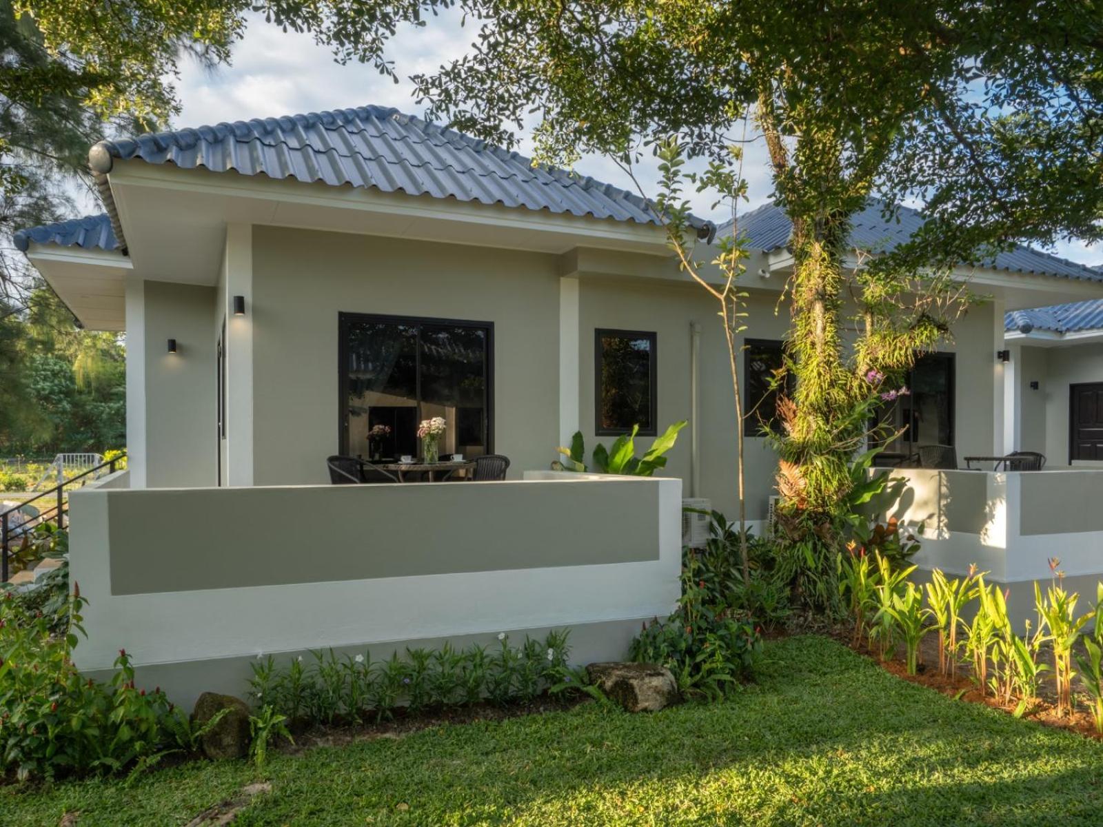 Isara Nai Yang Resort Exterior photo