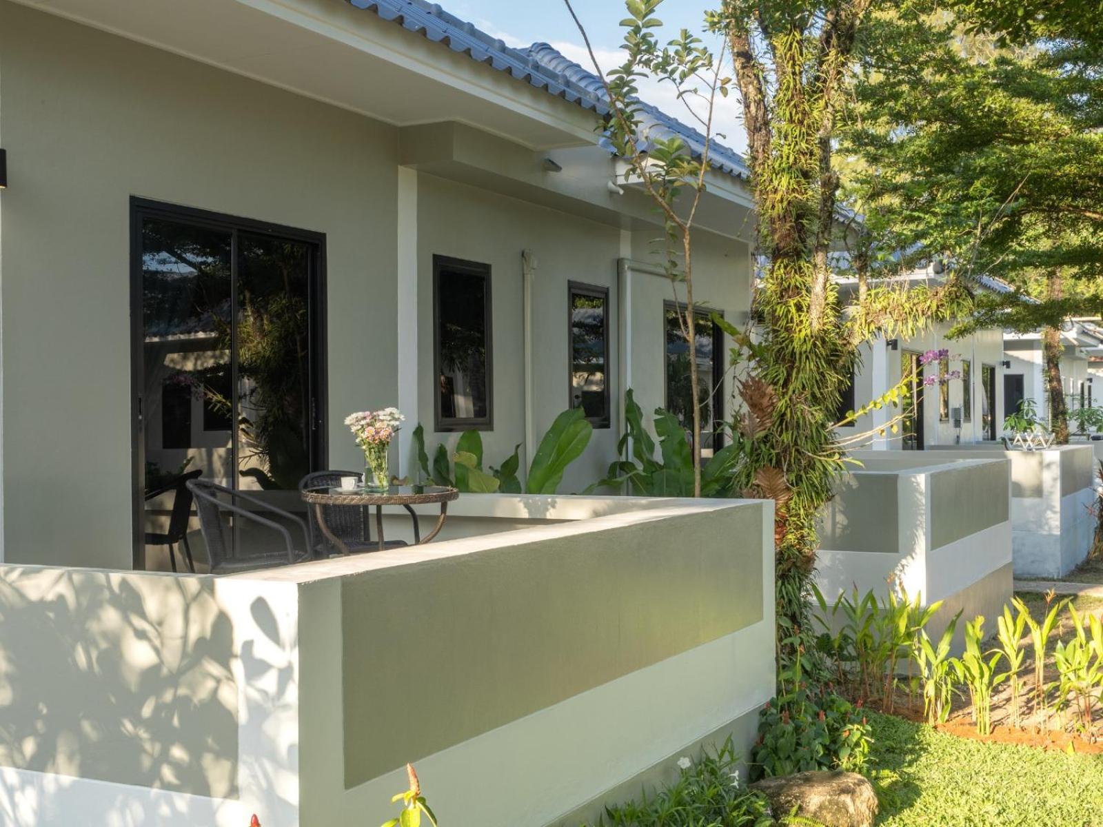 Isara Nai Yang Resort Exterior photo